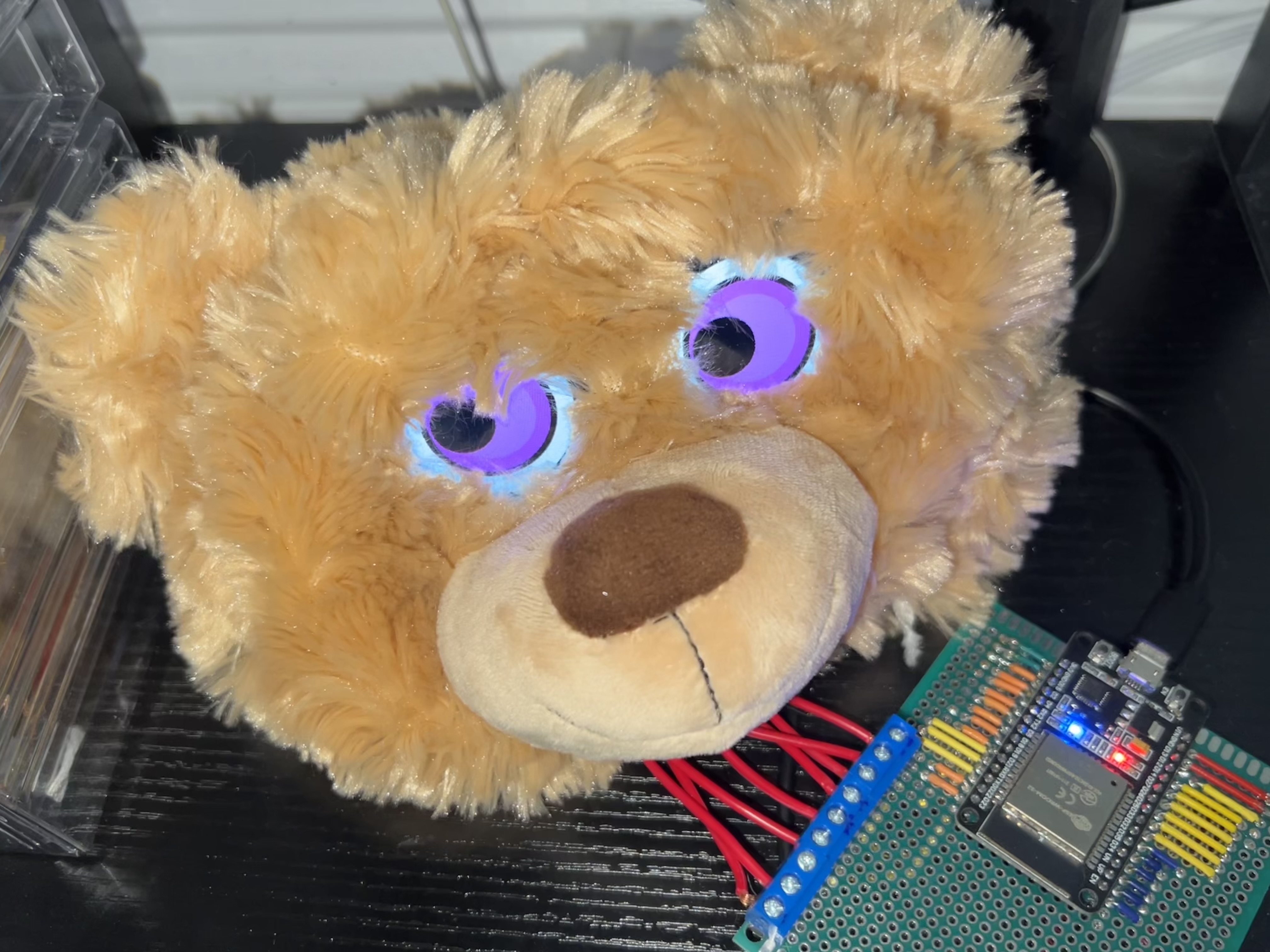 TechnoTeddy head with ESP32